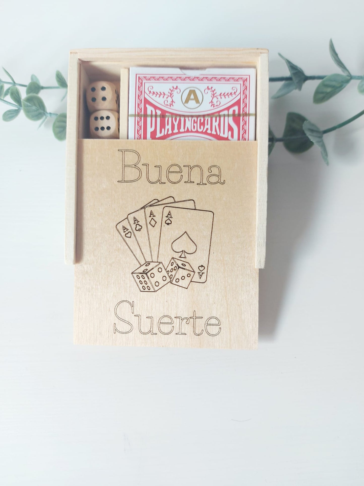 SET DE MADERA BARAJA Y DADOS