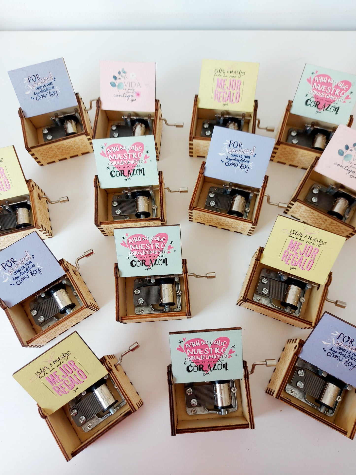 CAJA MUSICAL FRASES POSITIVAS (10 Unidades)