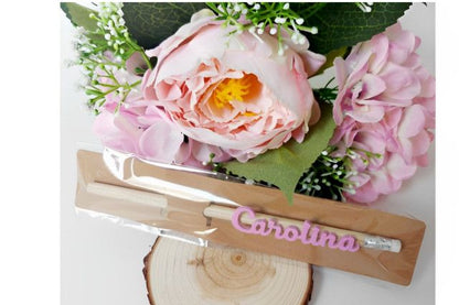 Lápiz con nombre en relieve (5 Unidades)