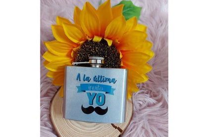 Petaca lisa ó personalizada con frases divertidas